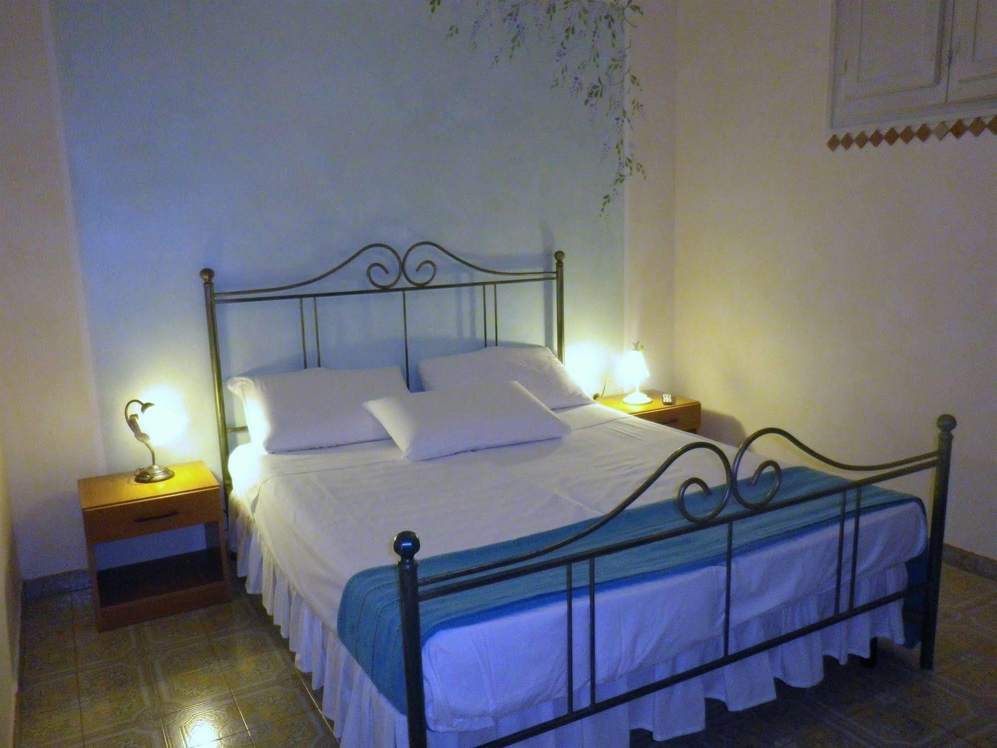 Elisart Guest House Alghero Ngoại thất bức ảnh